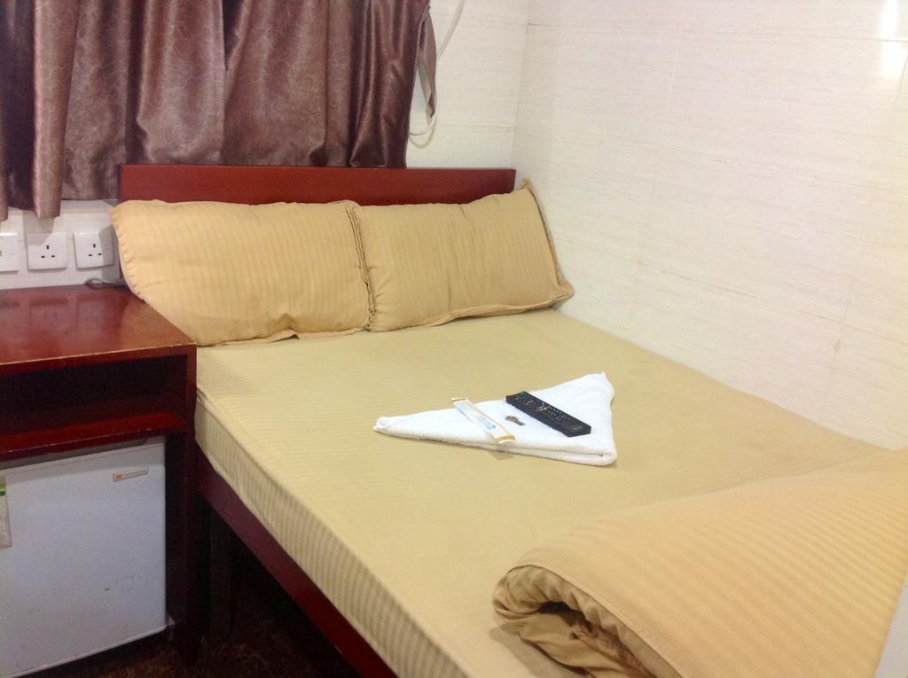 New Yan Yan Guest House Reception 9Th Floor Flat E4 E6 Гонконг Екстер'єр фото