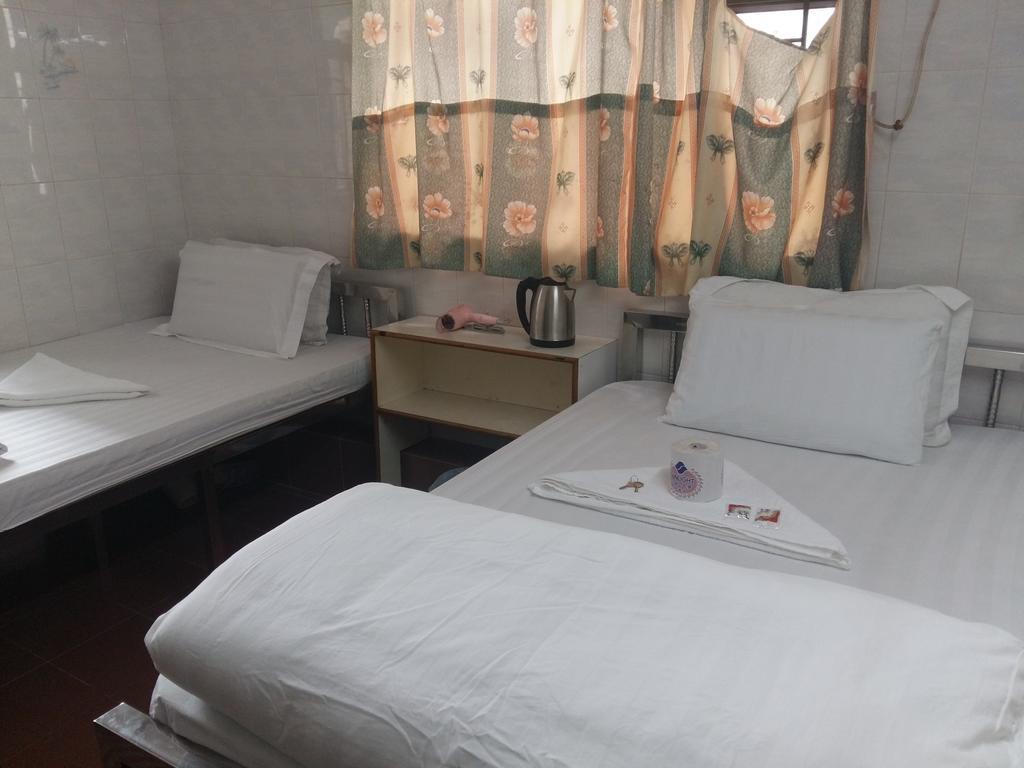 New Yan Yan Guest House Reception 9Th Floor Flat E4 E6 Гонконг Екстер'єр фото